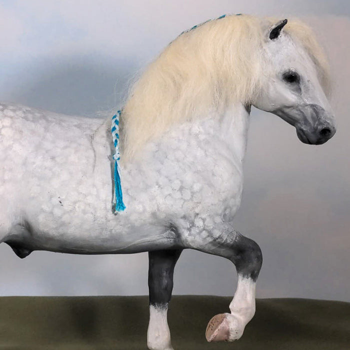 Elizabeth Bouras: A Model Horse Hobby Legend