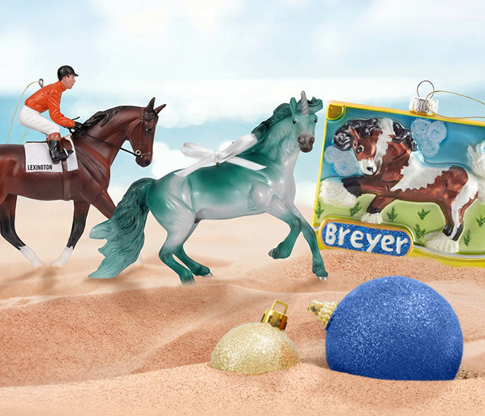 Breyer's Christmas in July Sale - Save on models, ornaments and more!