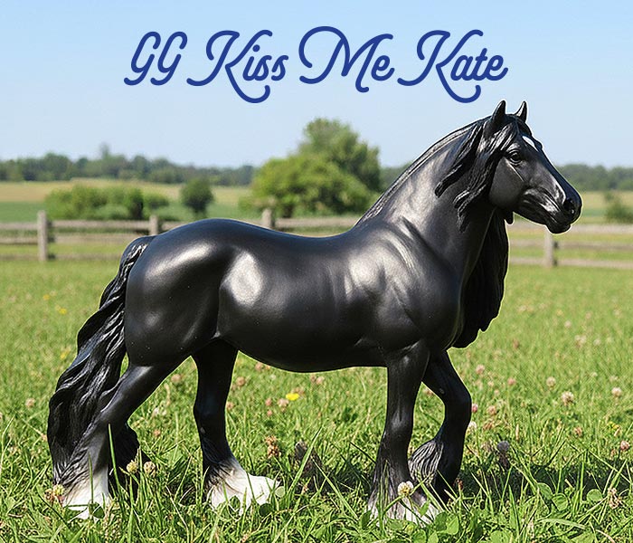 GG Kiss Me Kate model standing in a field