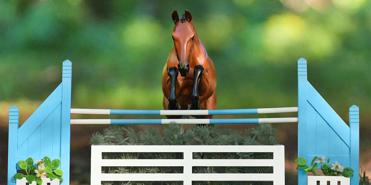 brush-box-jump-model-breyer-