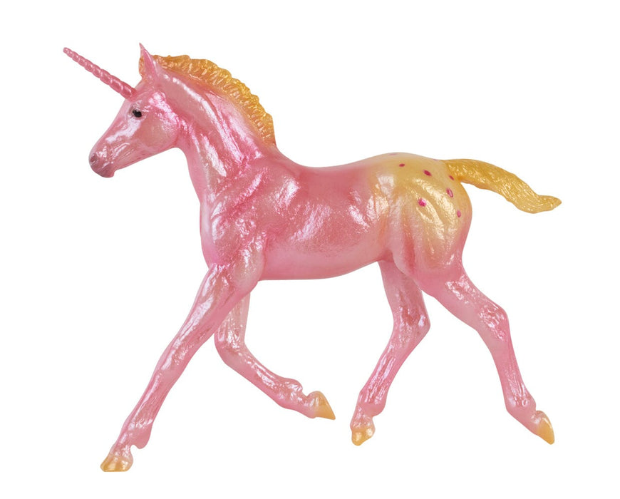 Sugar Puff facing left on white background