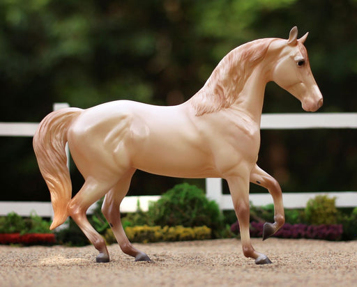 Breyer Freedom Series Champagne Quarter Horse Cross