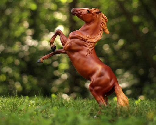 Breyer Freedom Series Chestnut Mustang