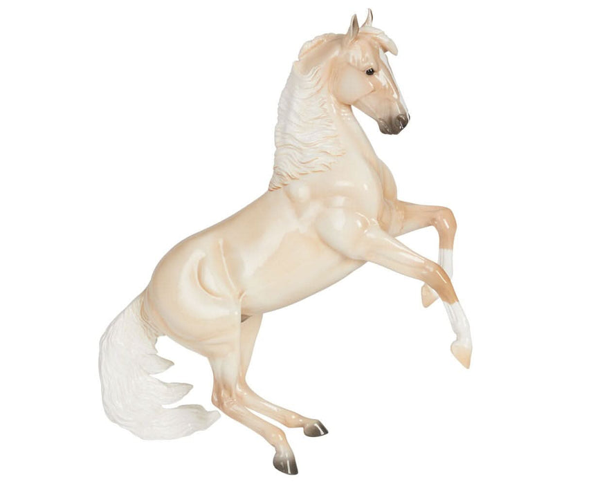 Breyer's Cloud Model shown in Glossy Finish