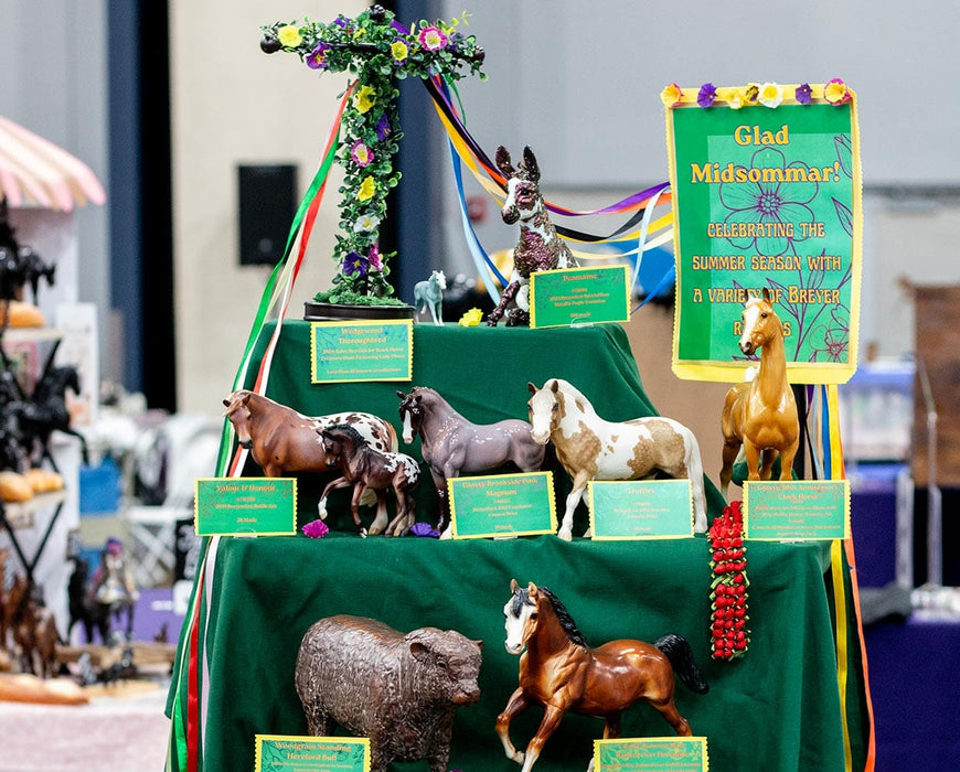 EV-PICKUP | DIHP Open Model Horse Show Half Table