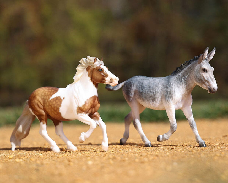 Flapjack & Waffles Breyer Models shown together in an outdoor setting