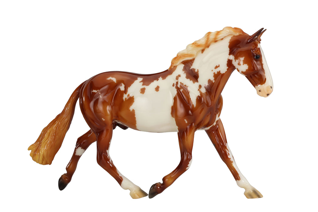 Glossy Beau N’ Arrow | BreyerMidwest 2026