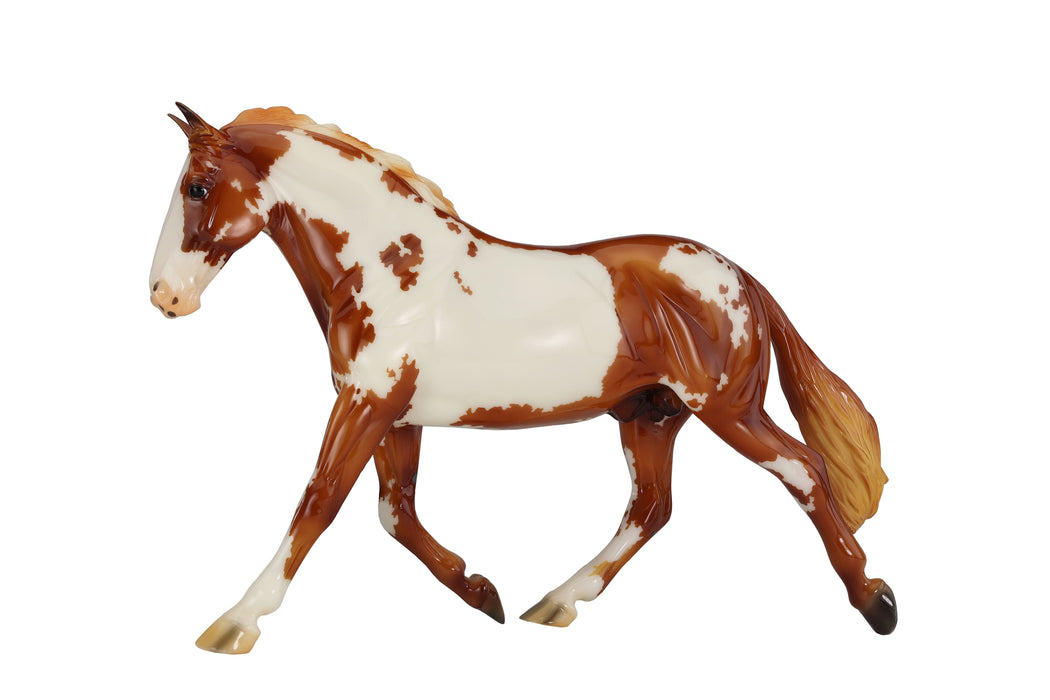 Glossy Beau N’ Arrow | BreyerMidwest 2026