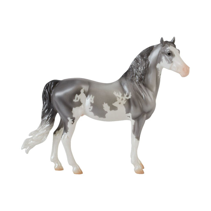 Sylvan | 2025 Freedom Series Winter Decorator - facing right