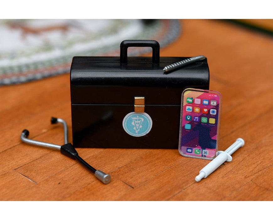 Veterinarian Riley with Vet Kit — BreyerHorses.com