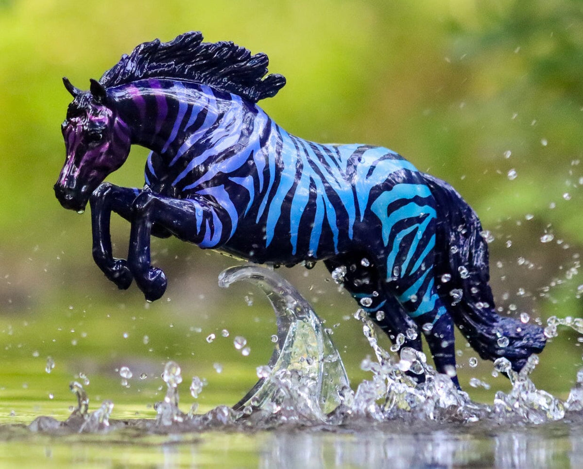 Zulu | Fall 2024 Decorator — BreyerHorses.com
