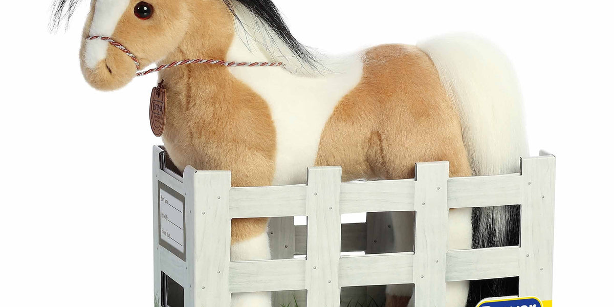 13-pinto-horse-showstoppers-