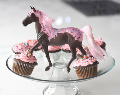 Cupcake Model Breyer