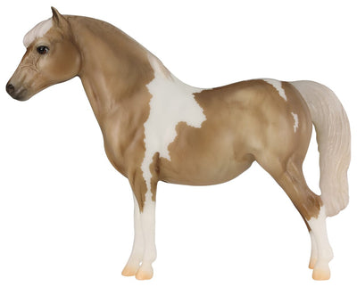 Breyer Mittens - 2023 Limited Edition Pony for Christmas