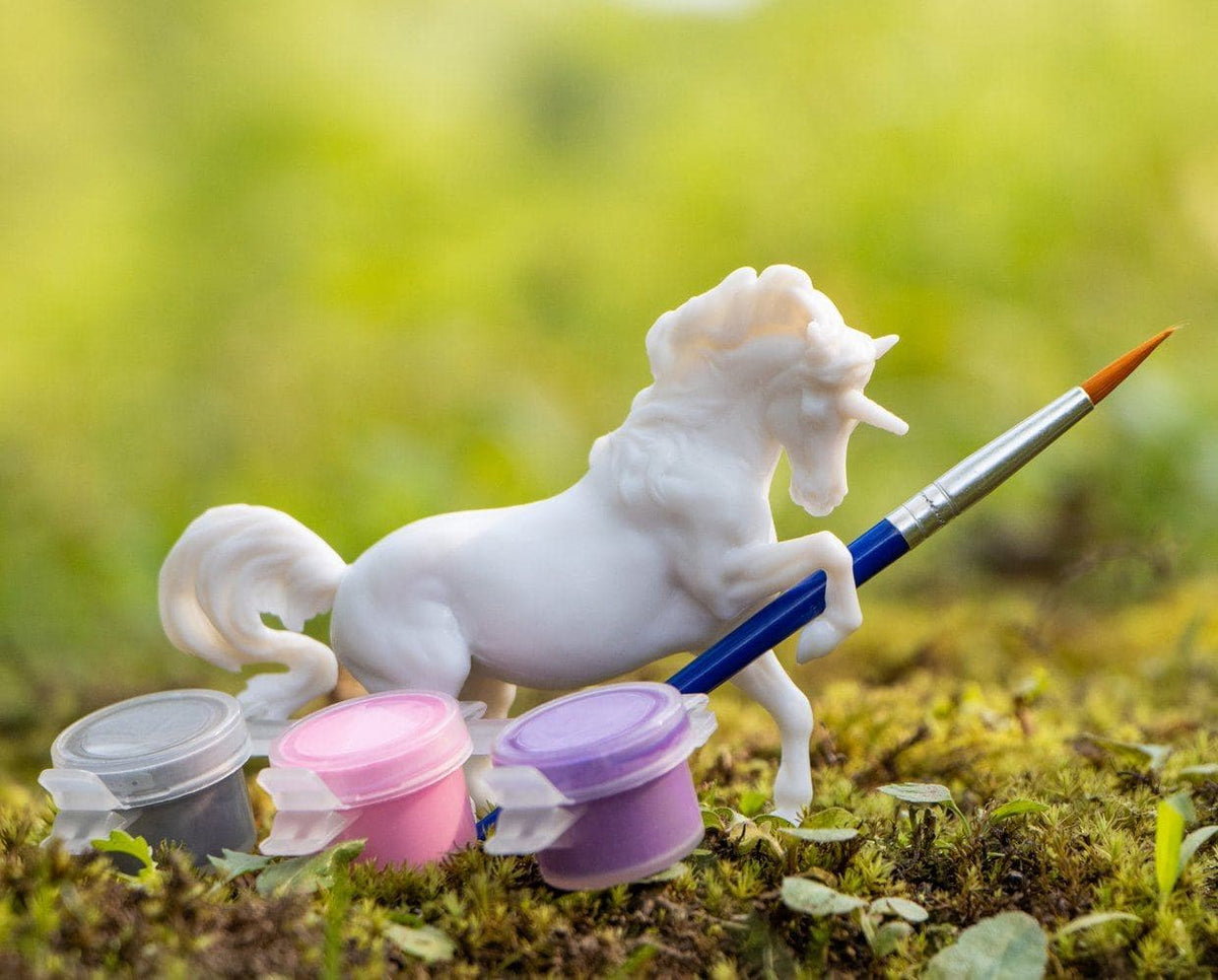 unicorn-surprise-paint-play-